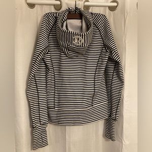 Lululemon Scuba Jacket (good used condition)